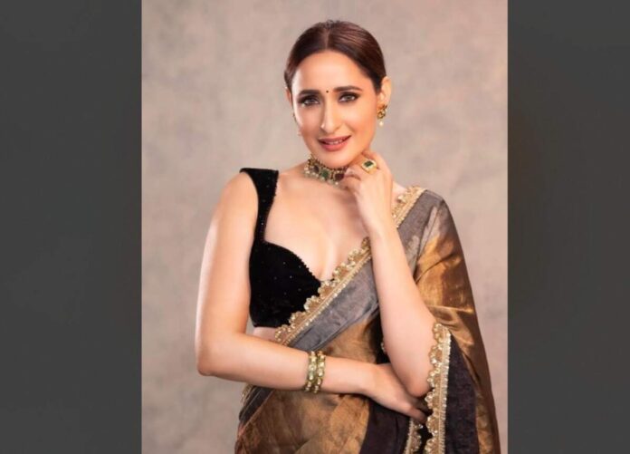 Mahashivratri, Bollywood Sarees, Festive Fashion, Indian Fashion, Traditional Wear, Celebrity Style, Saree Inspiration, Madhuri Dixit Saree, Shilpa Shetty Saree, Pratibha Ranta Saree, Pragya Jaiswal Saree, Divya Khossla Saree, Chitrangda Singh Saree, Ahsaas Channa Saree, Nimrat Kaur Saree, Pooja Hegde Saree, Triptii Dimri Saree, Khushi Kapoor Saree, Festive Saree Looks Mahashivratri Saree Looks, Bollywood Diva Saree, Festive Indian Sarees, Celebrity Saree Style, Traditional Festive Wear, Saree Fashion Inspiration,